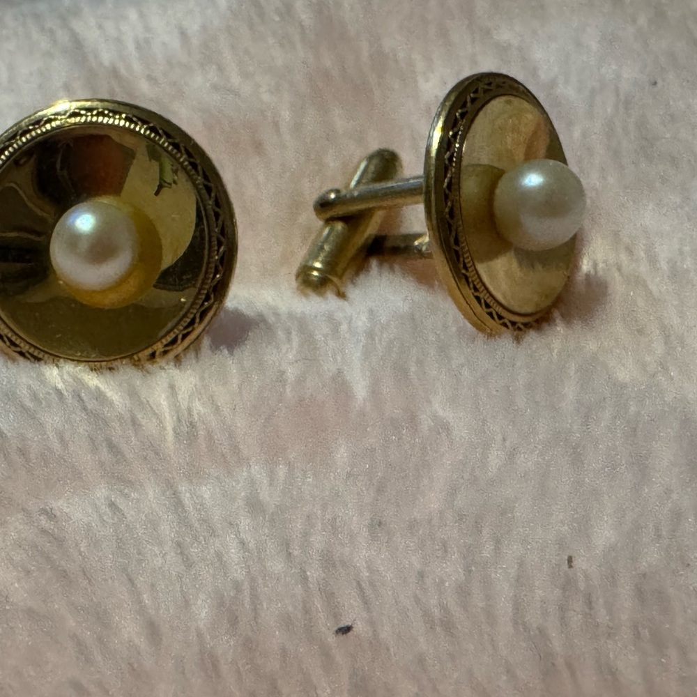14k Gold gf and cultured Pearl Cufflinks
